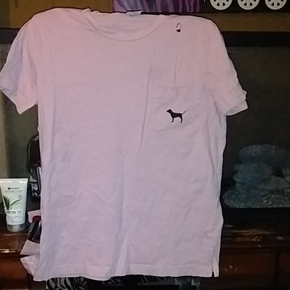 Shirts - Picture 3 of 4